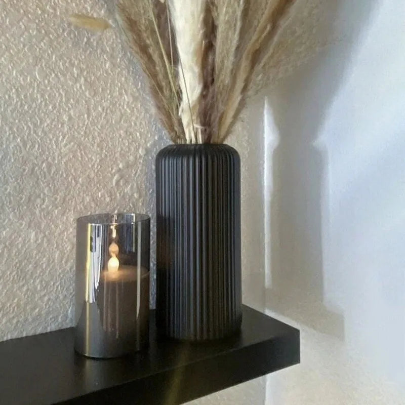 1pc Striped Ceramic-Look Plastic Vase